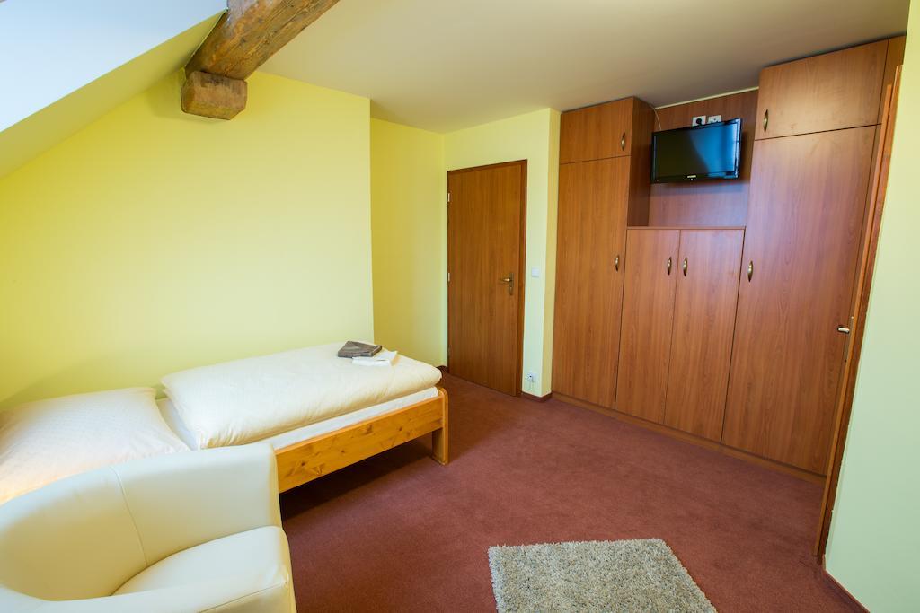 Penzion U řeky Vojkovice  Exterior foto