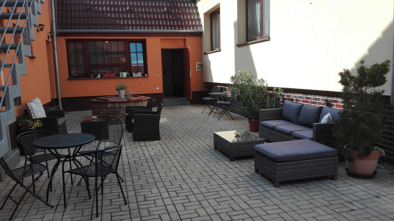 Penzion U řeky Vojkovice  Exterior foto